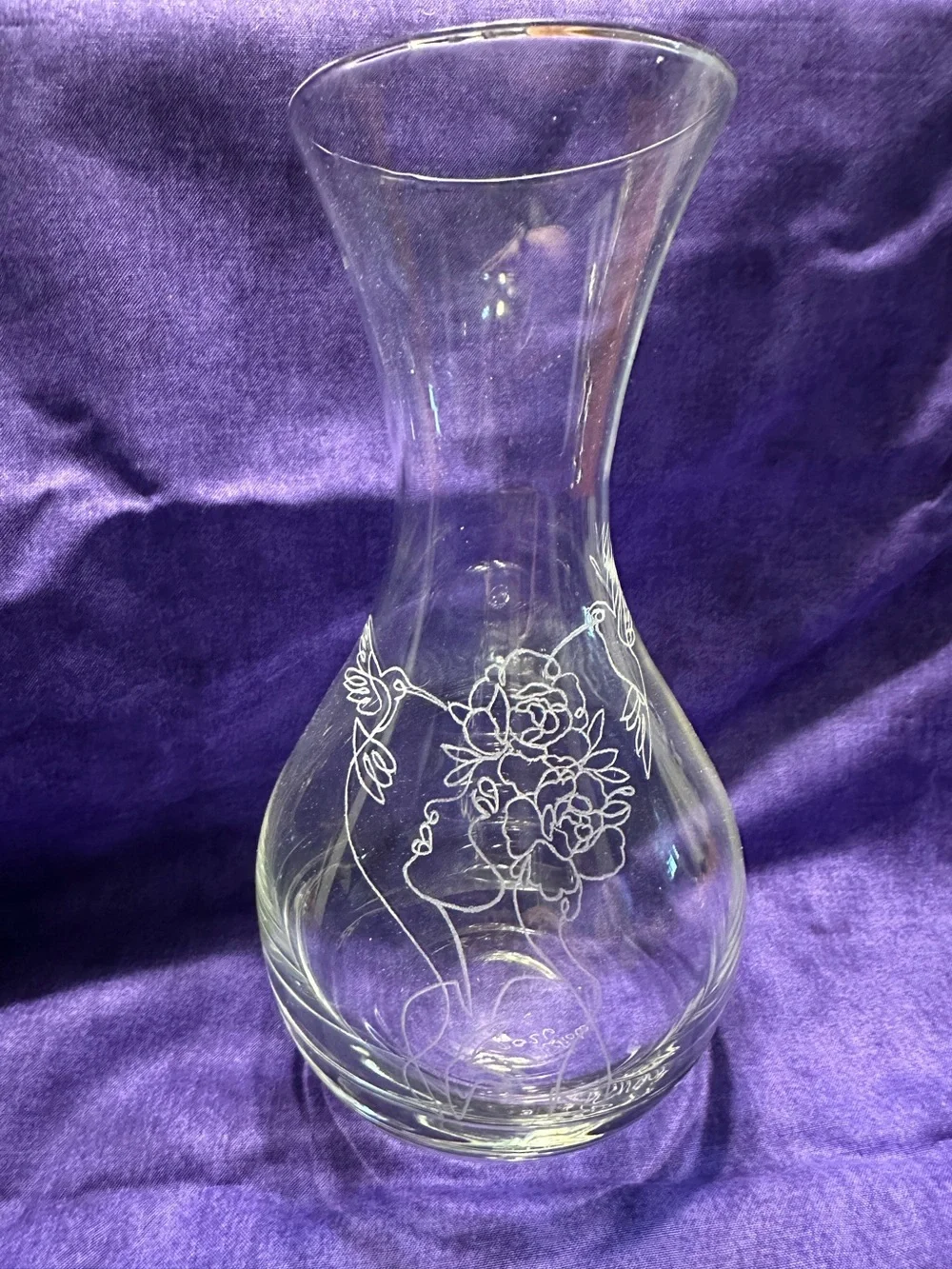 Elegant Floral Etched Glass wine decanter and matching glasses - Clear